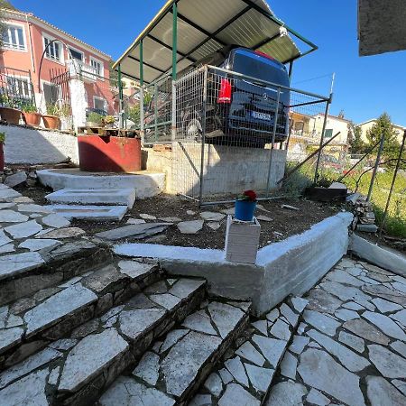 Ciel Apartment, 5 Minutes Walk From Ipsos Beach! Extérieur photo